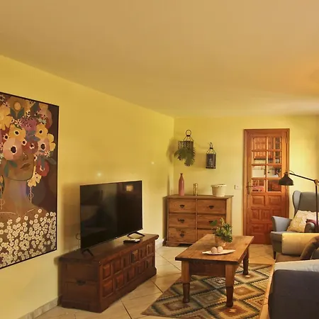 Tocama By Interhome